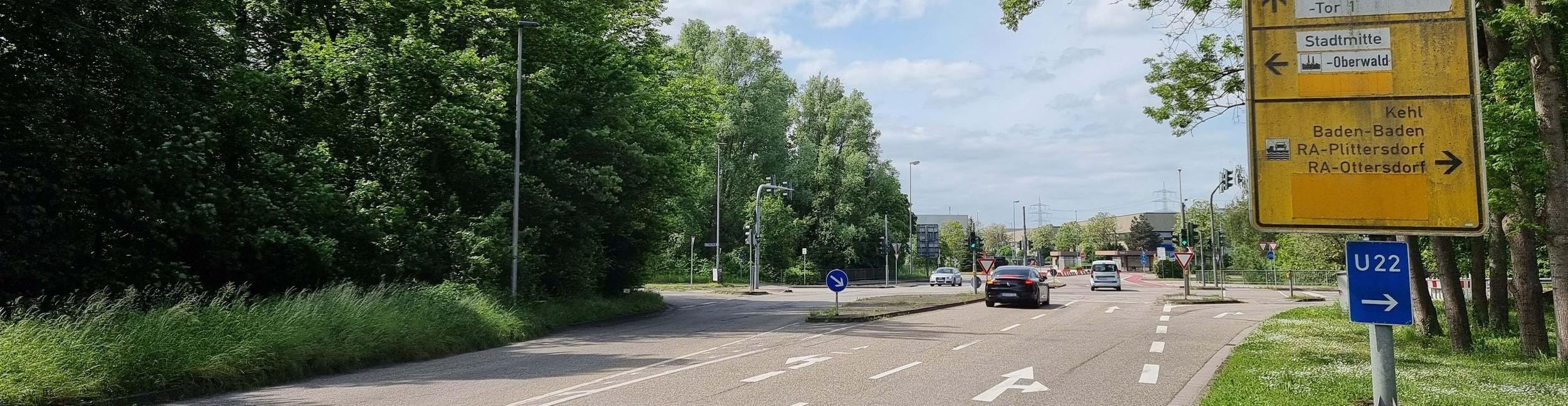 Die Landstraße bei Mercedes wird erneuert. 