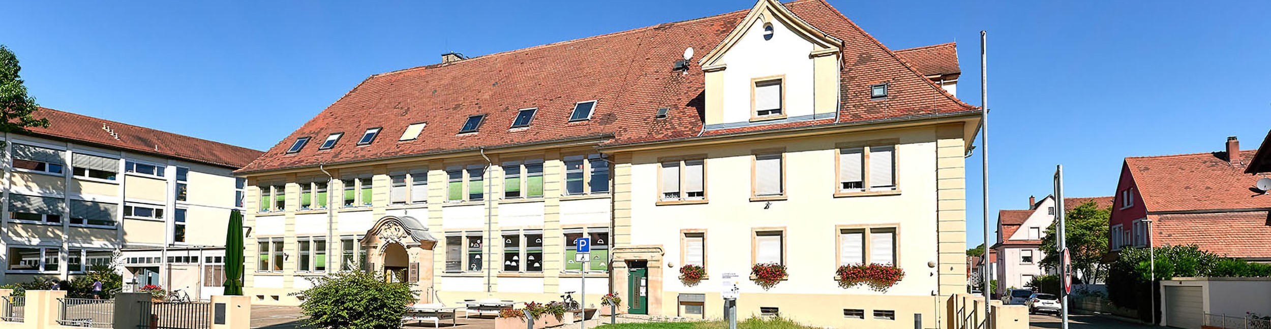 Niederbühl Town Hall