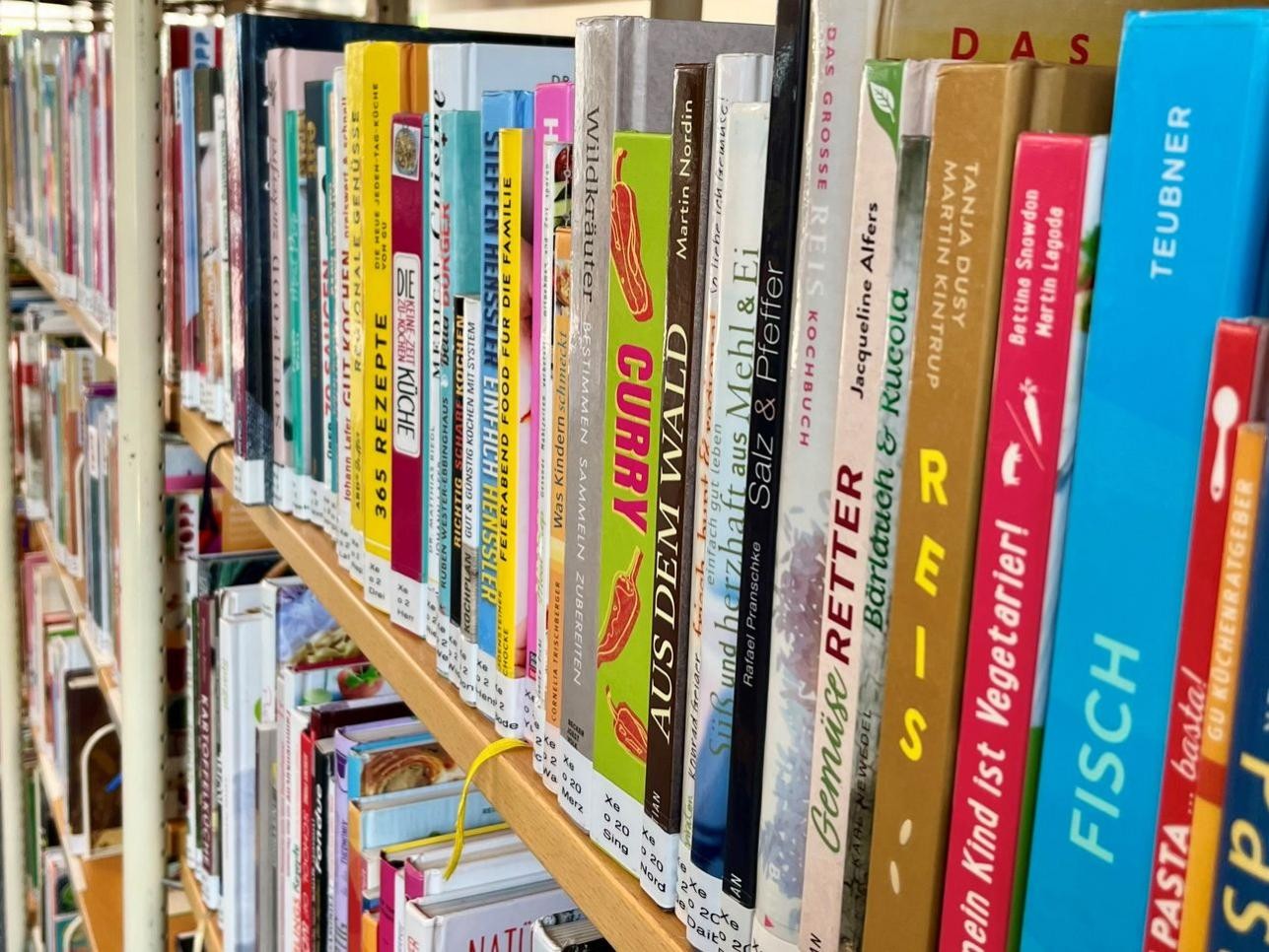 Stadtbibliothek Rastatt . Foto: Birgit Stellmach Anmeldung, Bibliotheksausweis und Gebühren in der Stadtbibliothek Rastatt