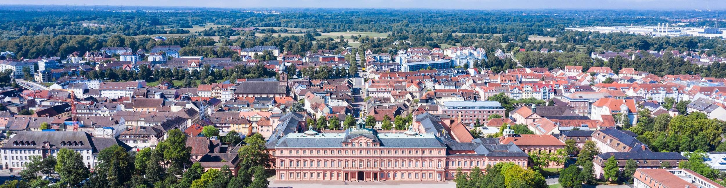 Landesgartenschau 2036 in Rastatt. Foto: Joachim Gerstner Luftaufnahme Schloss Rastatt und Innenstadt Rastatt. Landesgartenschau 2036 in Rastatt