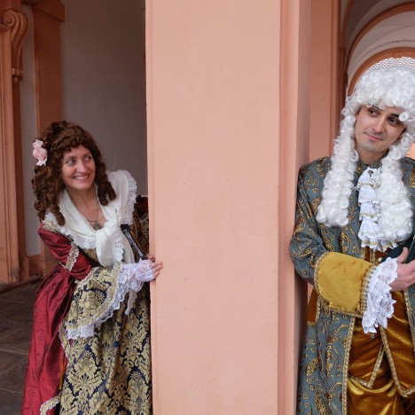 Court lady and court cavalier in Rastatt Castle