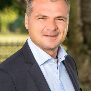 Photo portrait Frank Kiefer, maire d'Ötigheim