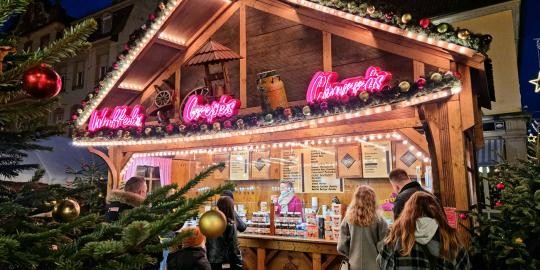 Weihnachtsmarkt_Crepes-Stand_Foto Stadt Rastatt_Isabelle Joyon_2021