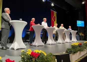 Poidumsdiskussion bei der Kandidatenvorstellung in der BadnerHalle