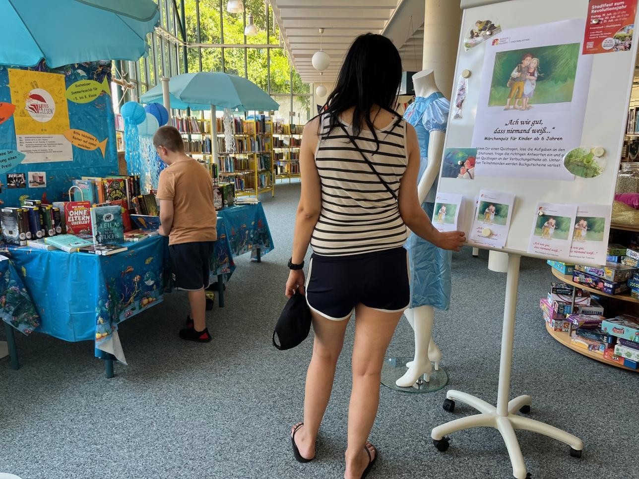 Auch die Stadtbibliothek Rastatt macht mit beim Tag des offenen Rathauses