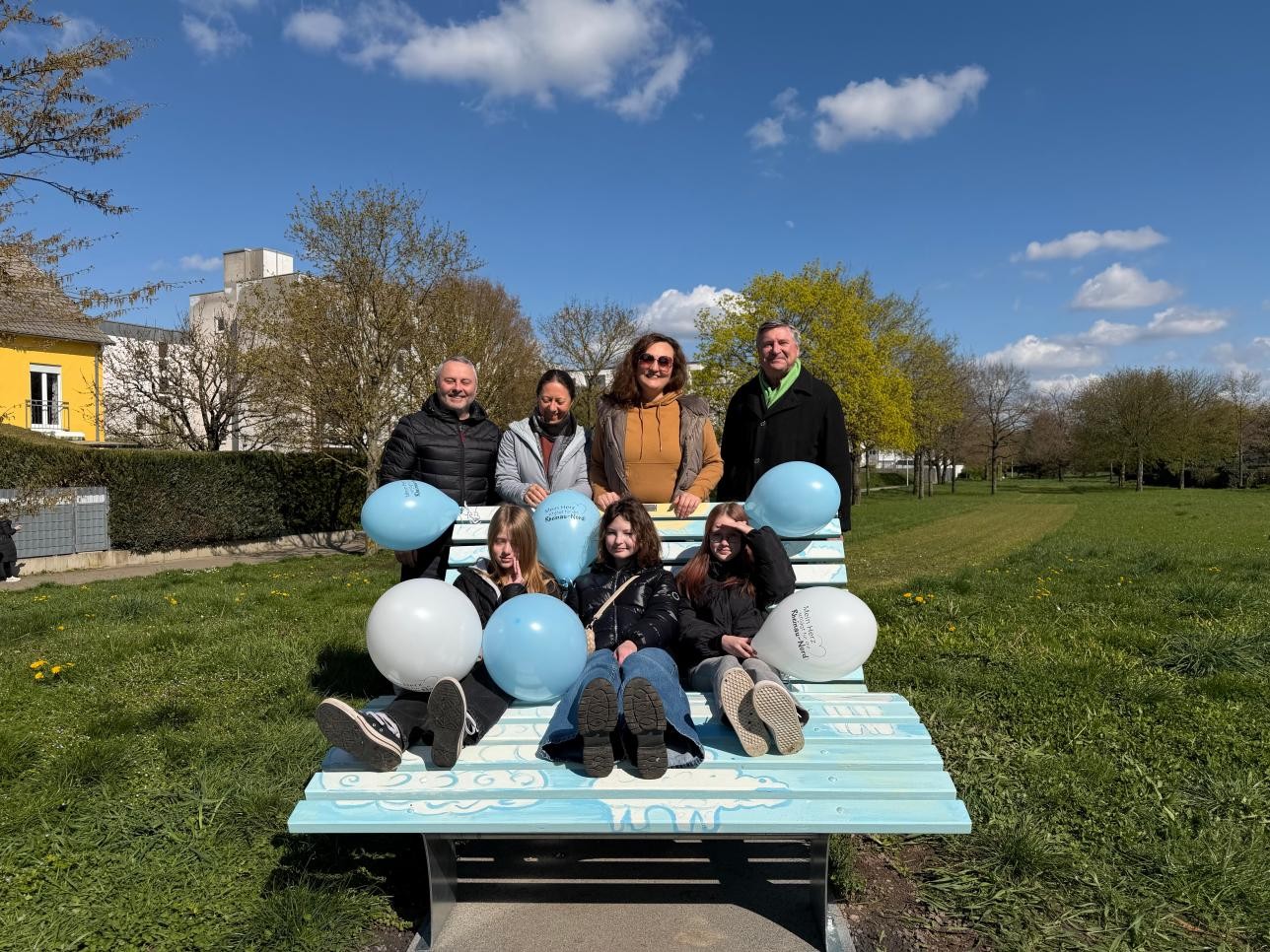In der Rheinau-Nord gibt es eine neue Himmelsliege, die der Malkurs der Gemeinwesenarbeit Rheinau-Nord gestaltet hat. Foto: Stadt Rastatt / Samira Kaiser In der Rheinau-Nord gibt es eine neue Himmelsliege, die der Malkurs der Gemeinwesenarbeit Rheinau-Nord gestaltet hat.